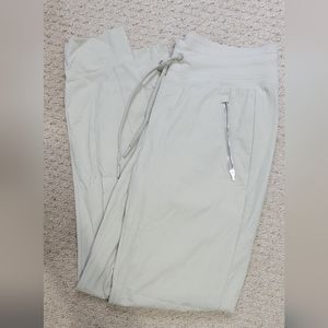 Athleta Joggers Size 6 Tall